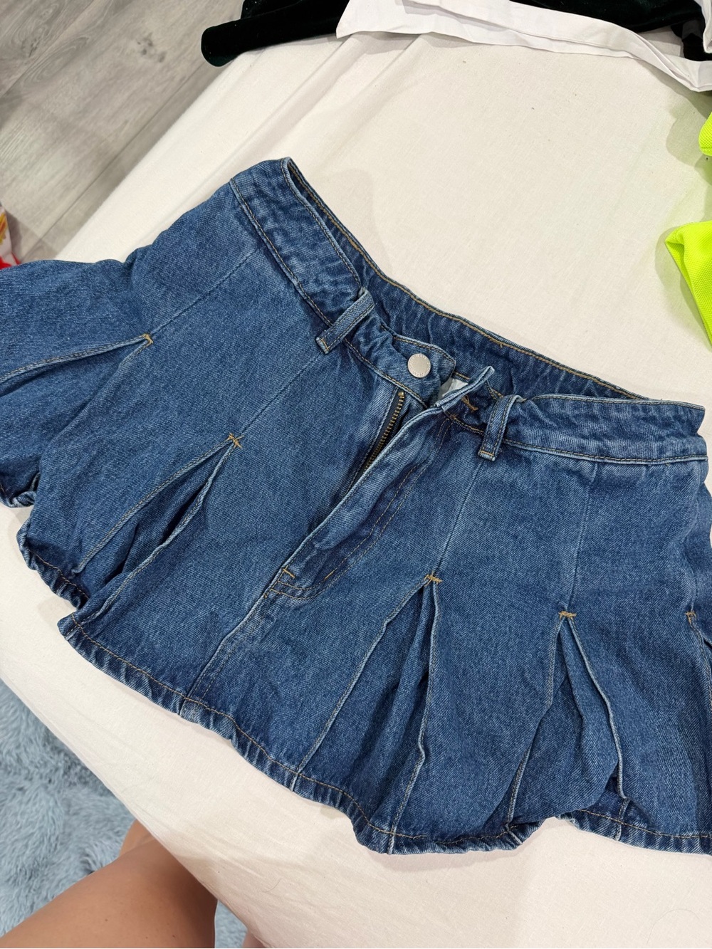 ASOS Blue Denim Pleated Mini Skirt - Picture 1 of 2
